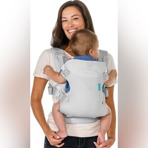 Infantino Flip 4 in 1 Light & Airy Convertible Carrier